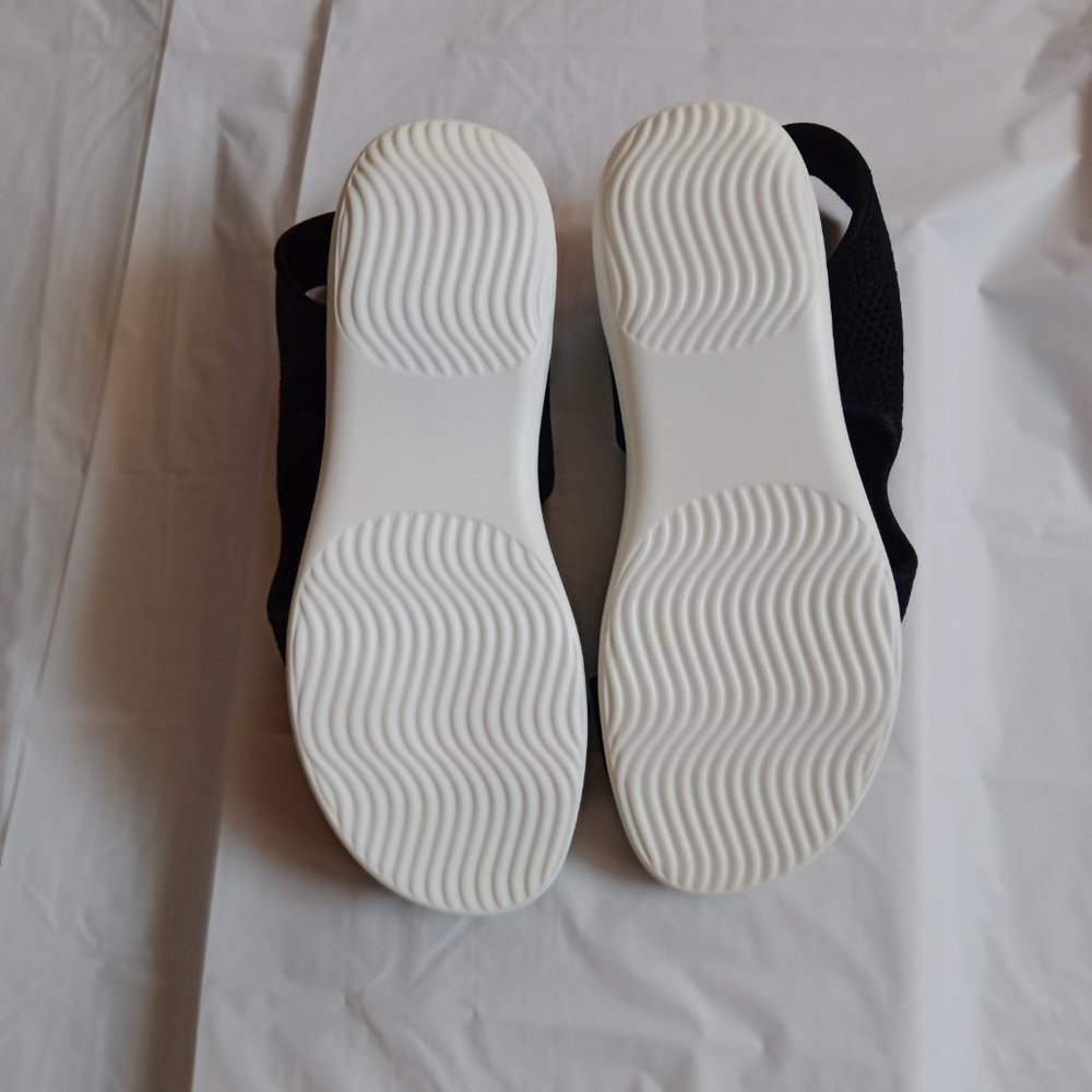 Sandals - Picture 5 of 5